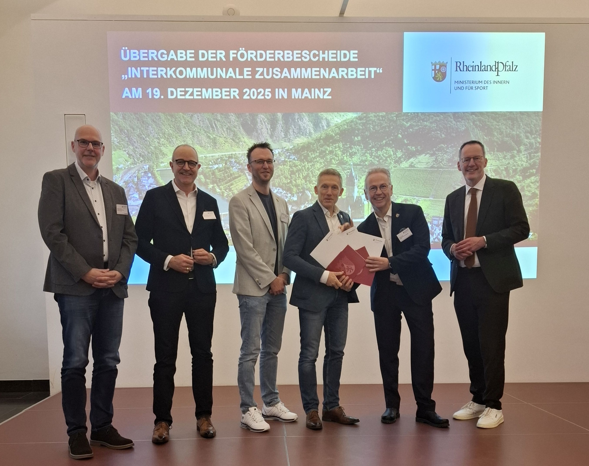 nterkommunales Projekt „IKZ-Verwaltungsstäbe“ erhält Landesförderung 
Stärkung des Krisenmanagements über Kreisgrenzen hinweg